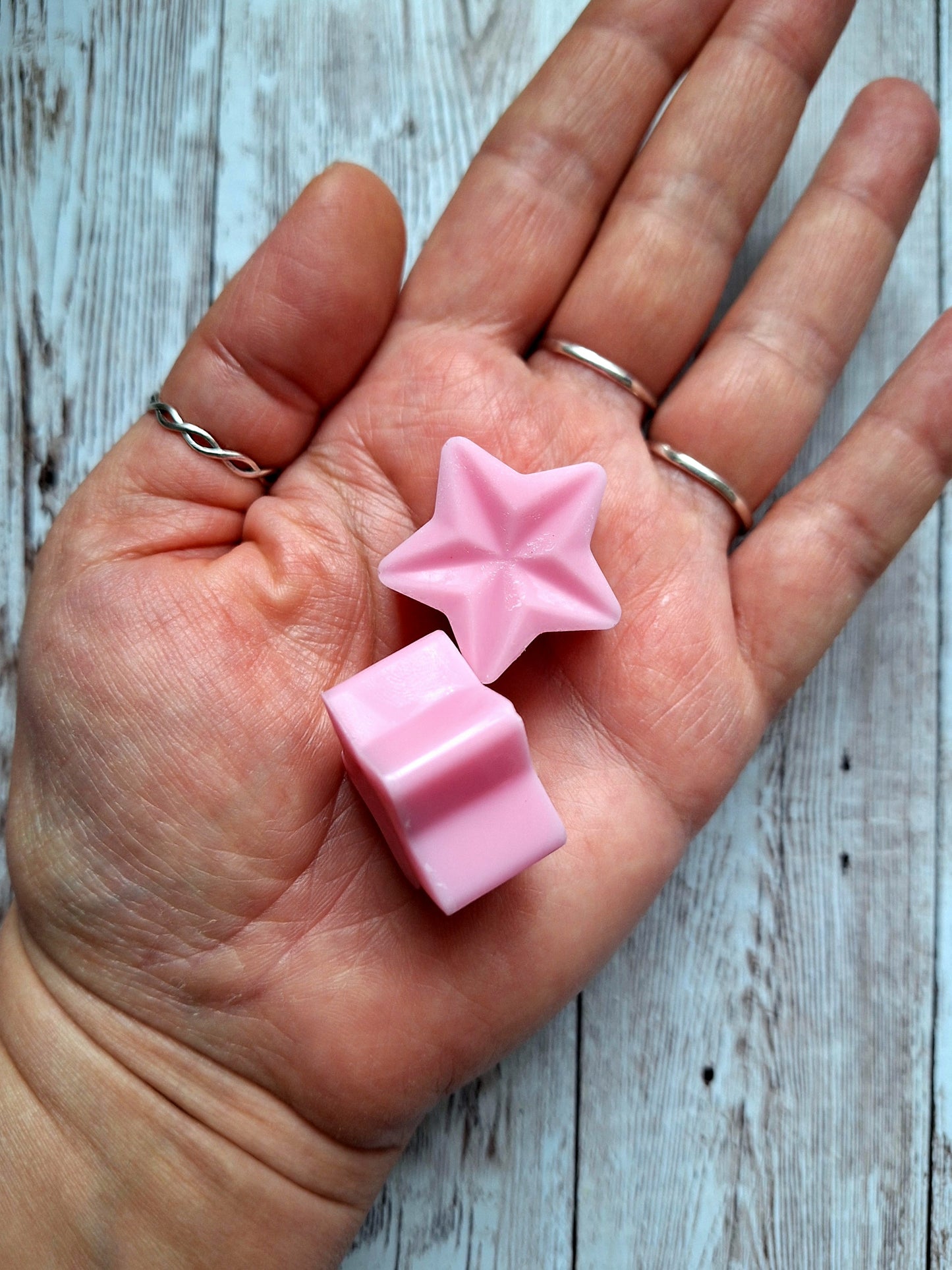 Autumn Raspberry & Amber Rose highly scented soy wax melts | Vegan | Eco-Friendly | Cruelty free | Plastic free package | Highly fragranced