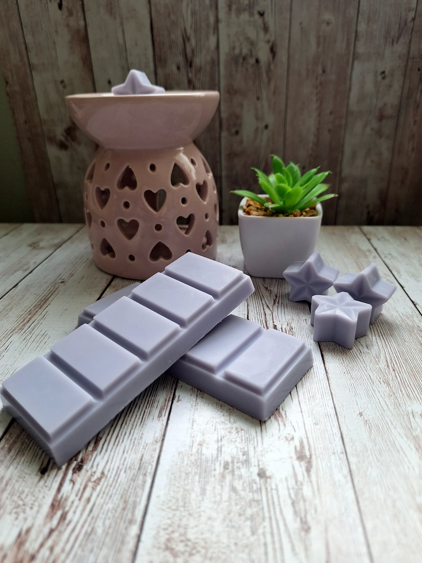 Clary Sage highly scented soy wax melts | Vegan | Eco-Friendly | Cruelty free | Plastic free packaging | Highly fragranced | Eco soy wax