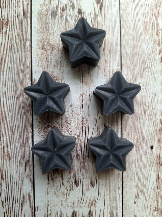 Hombre Leather highly scented soy wax melts | Vegan | Eco-Friendly | Cruelty free | Plastic free packaging | Highly fragranced | Eco soy wax