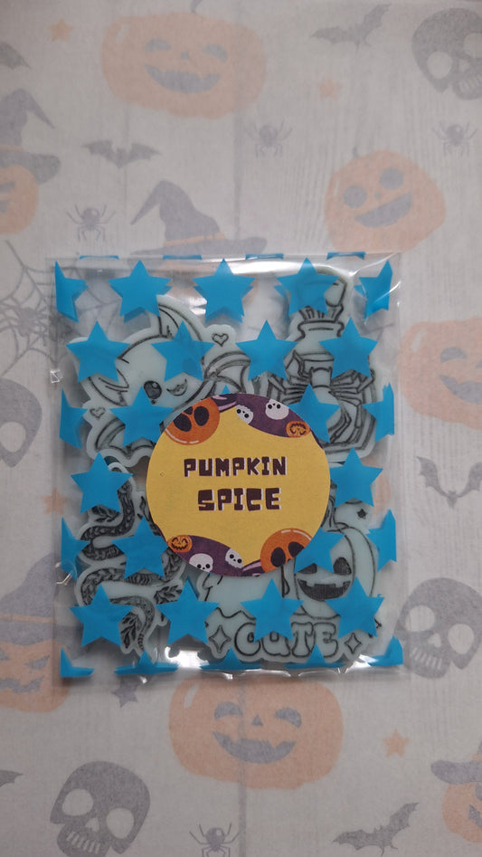 Halloween character soy wax melts | Glow in the Dark melts | Cute wax melts | Spooky season home fragrance