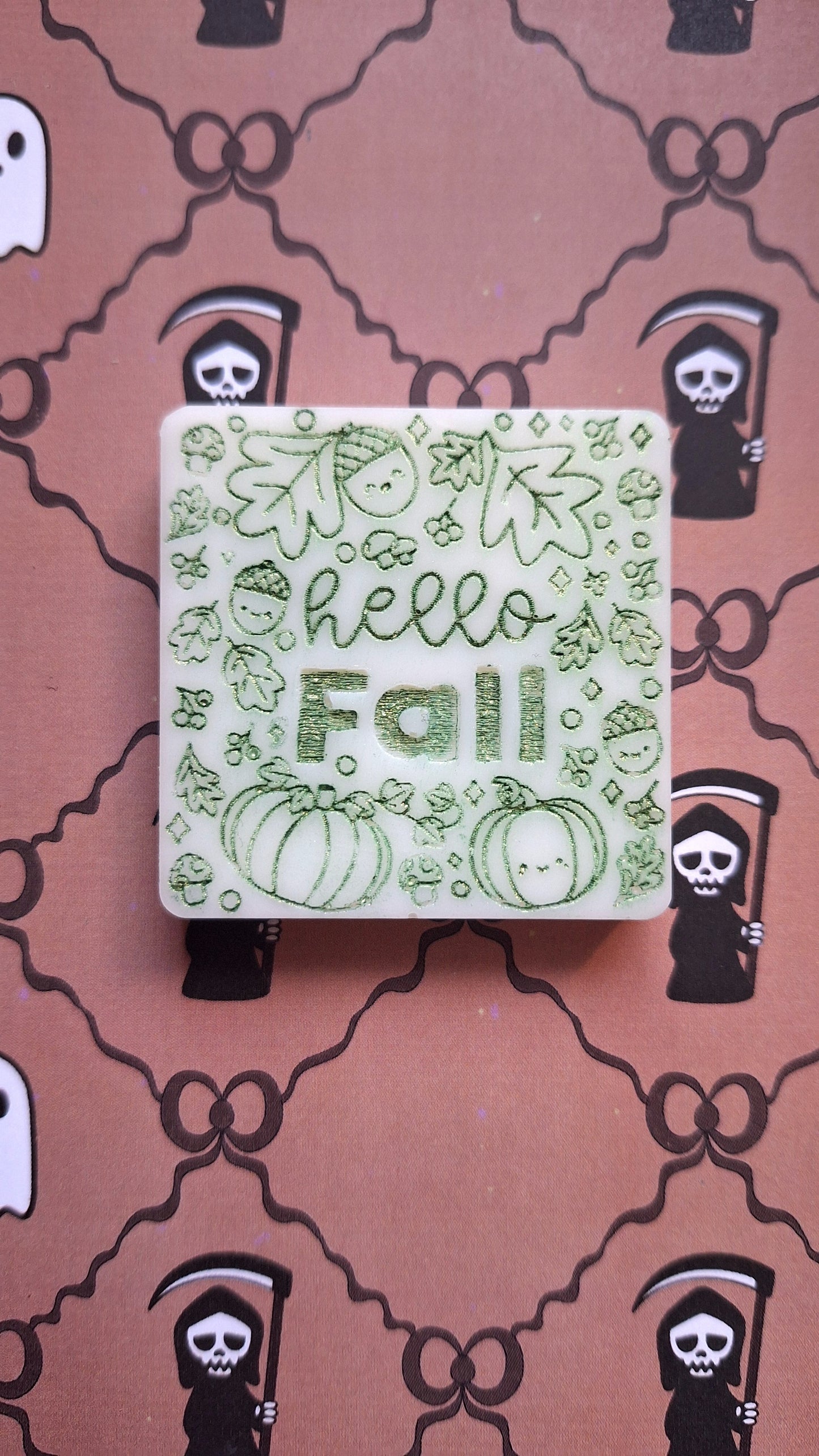 Hello Fall highly scented soy wax melts | Vegan | Eco-Friendly | Cruelty free | Plastic free packaging | Highly fragranced | Eco soy wax