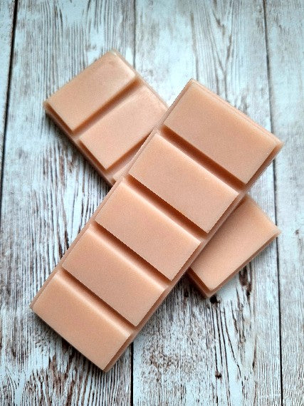 Leather & Tobacco highly scented soy wax melts | Vegan | Eco-Friendly | Cruelty free | Plastic free packaging | Highly fragranced | Eco Soy wax