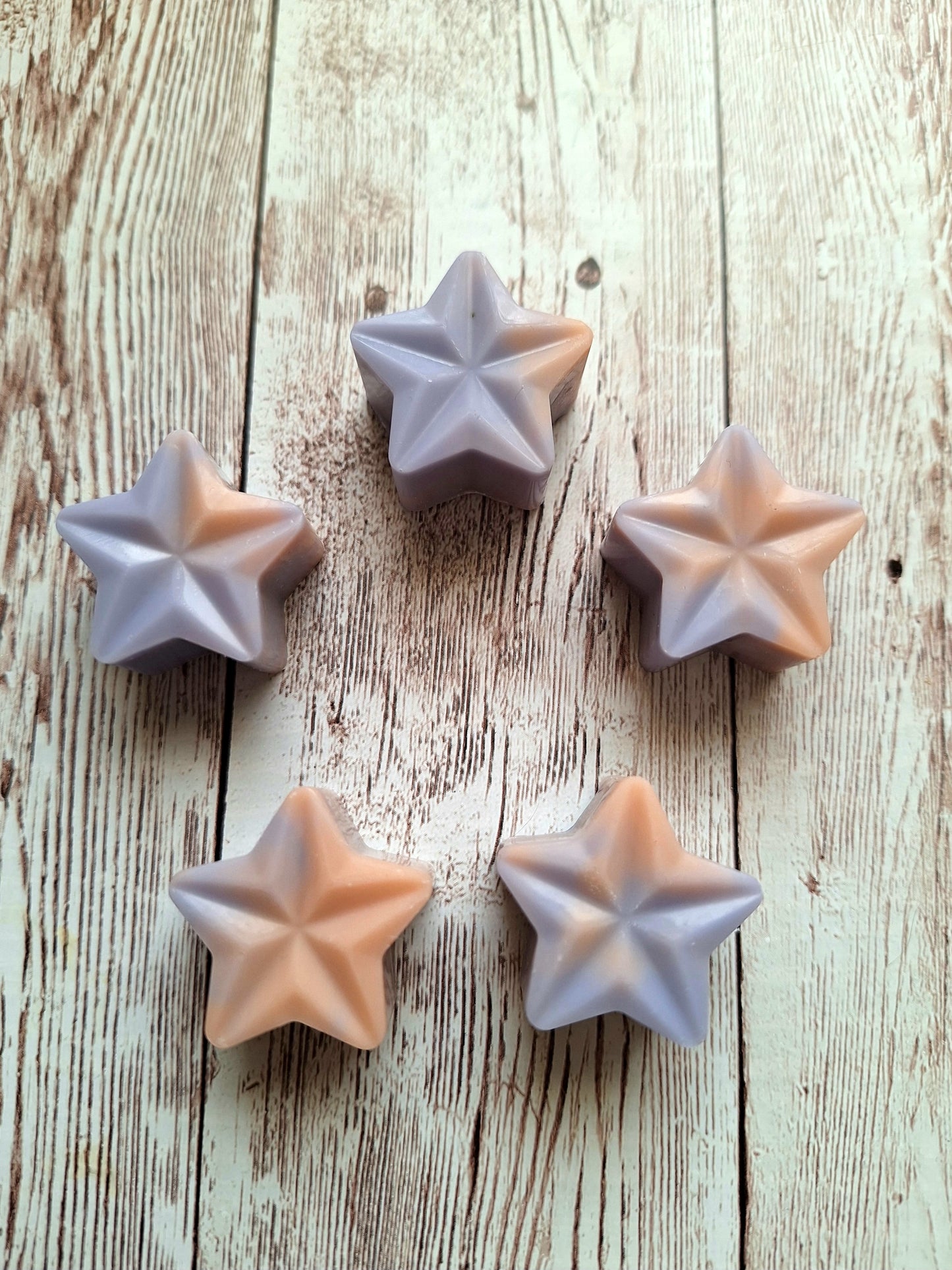 Lavender & Patchouli highly scented soy wax melts | Vegan | Eco-Friendly | Cruelty free | Plastic free packaging | Highly fragranced | Eco soy wax