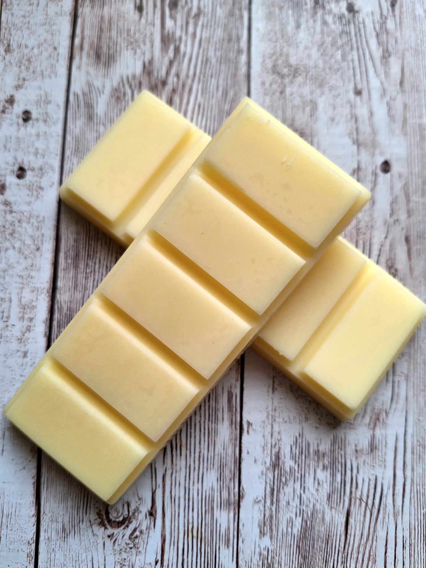 Number 5 highly scented soy wax melts | Vegan | Eco-Friendly | Cruelty free | Plastic free packaging | Highly fragranced | Eco soy wax