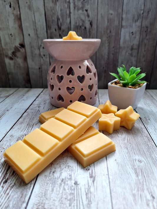 Satsuma highly scented soy wax melts | Vegan | Eco-Friendly | Cruelty free | Plastic free packaging | Highly fragranced | Eco soy wax