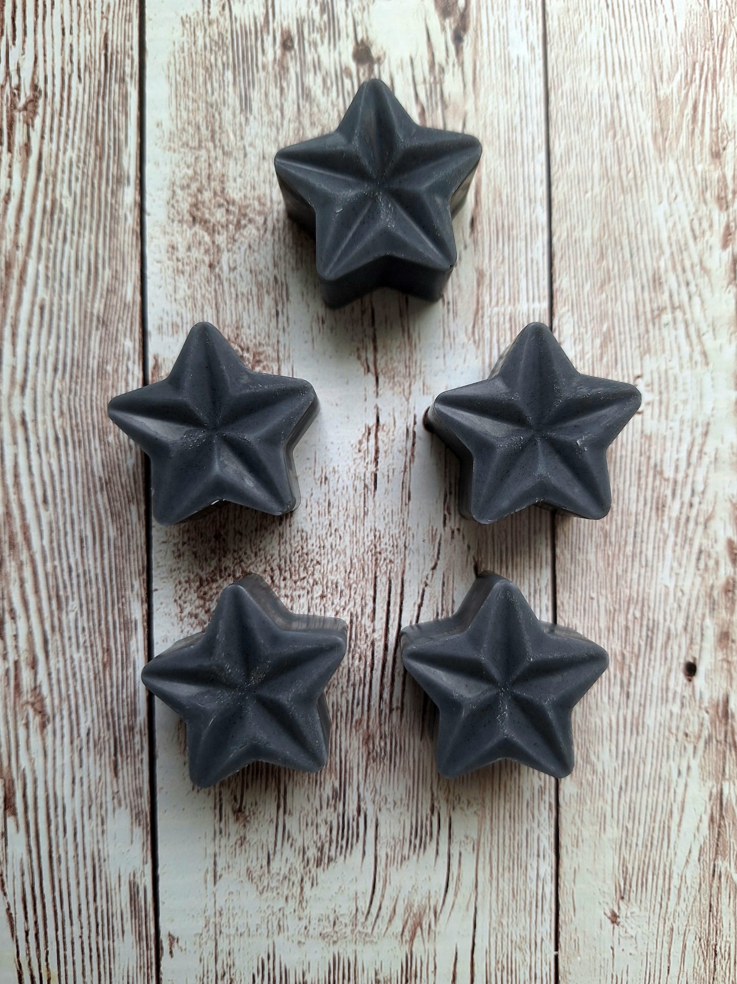 Black Oud & Cardamom highly scented soy wax melts | Vegan | Eco-Friendly | Cruelty free | Plastic free packaging | Highly fragranced