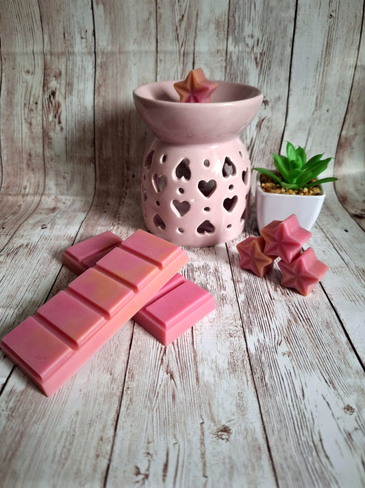 Palo Santo & Rose highly scented soy wax melts | Vegan | Eco-Friendly | Cruelty free | Plastic free packaging | Highly fragranced | Eco soy wax