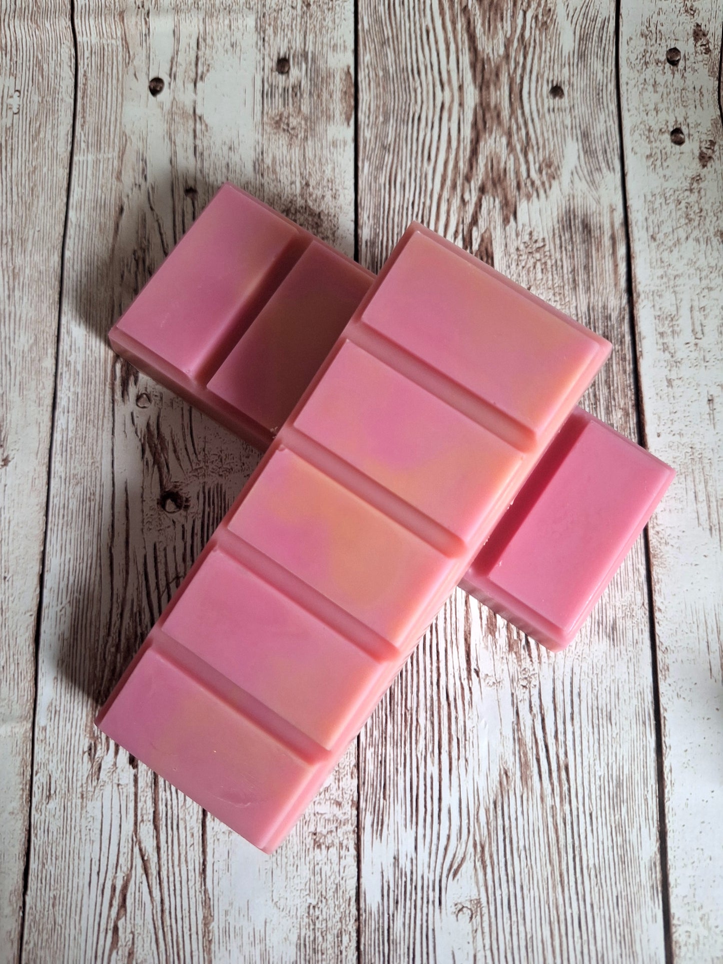 Palo Santo & Rose highly scented soy wax melts | Vegan | Eco-Friendly | Cruelty free | Plastic free packaging | Highly fragranced | Eco soy wax