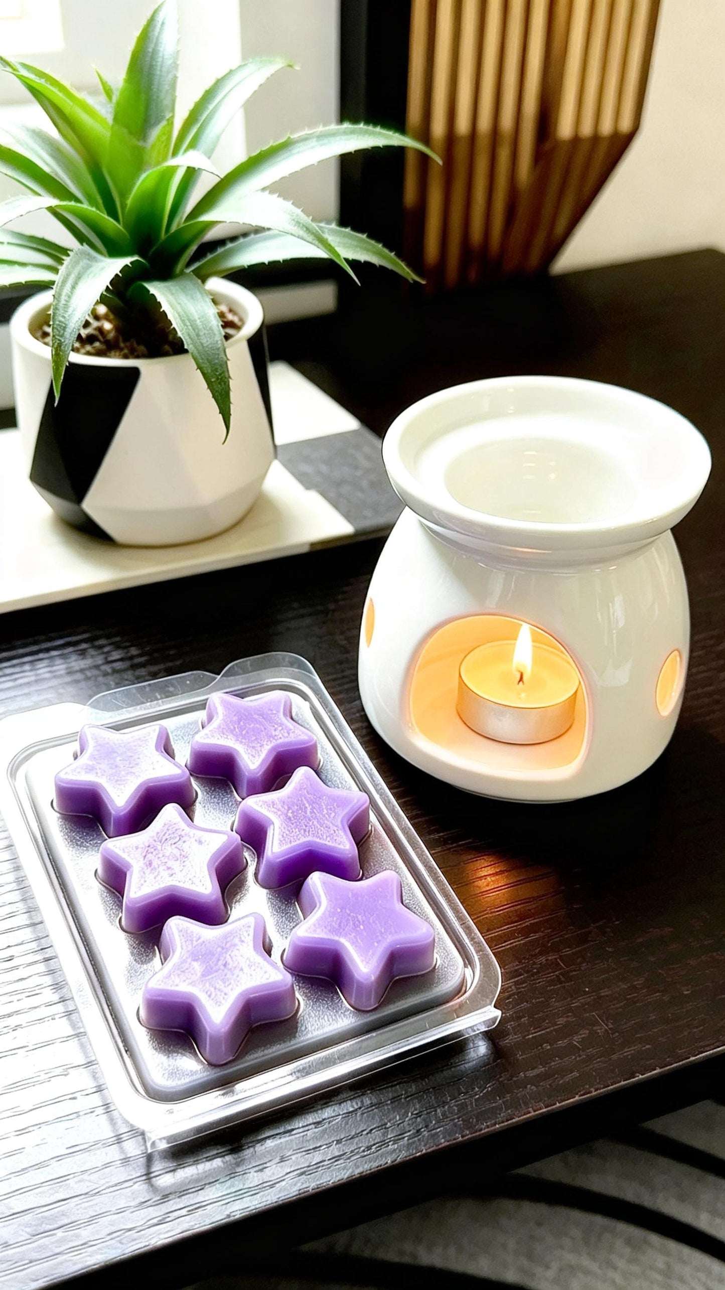 Mallow & Blueberry Soy Wax Melts | Highly Scented Home Fragrance | 100% Soy Wax | Long Lasting | Vegan | Cruelty-Free