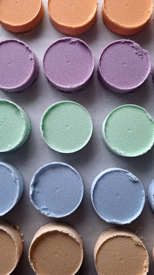 Shower Steamers | Scented Shower Fizzies | 2 x 32g Steamers | Eco-Friendly | Cruelty-free | Plastic free packaging | Highly fragranced