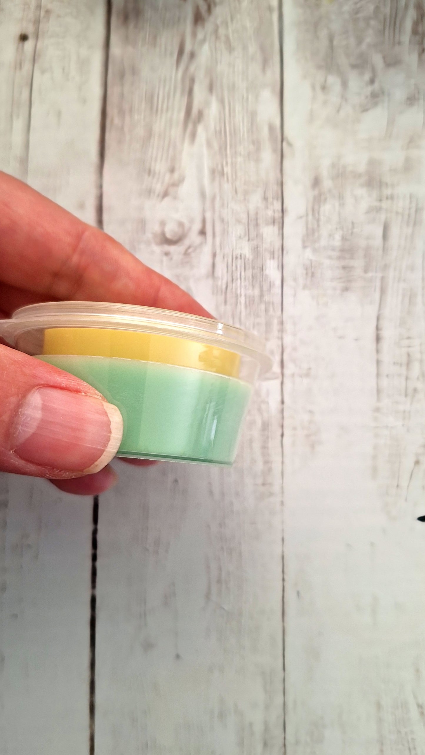Rosemary & Bergamot Highly Scented Soy Wax Melt Pretty Pots | Vegan | Eco-Friendly | Cruelty-Free | Recyclable Packaging | Highly Fragranced | Eco Soy Wax