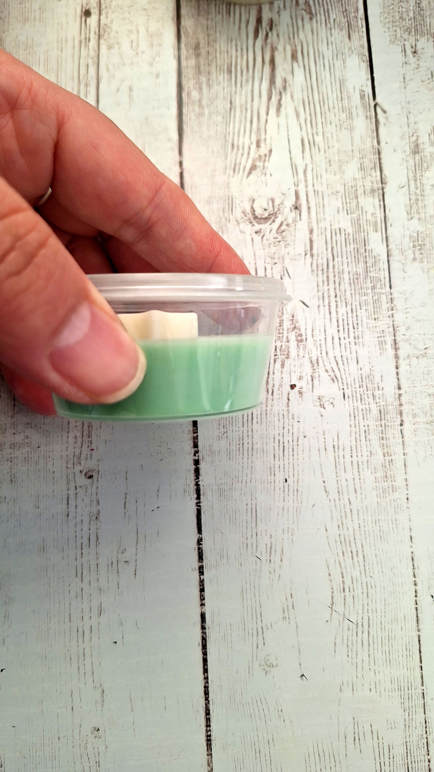 Rosemary & Bergamot Highly Scented Soy Wax Melt Pretty Pots | Vegan | Eco-Friendly | Cruelty-Free | Recyclable Packaging | Highly Fragranced | Eco Soy Wax